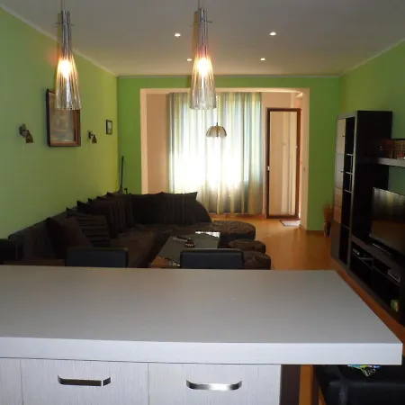 Privates, Schoenes Und Grosses In Apartmanhotel Aranyhomok